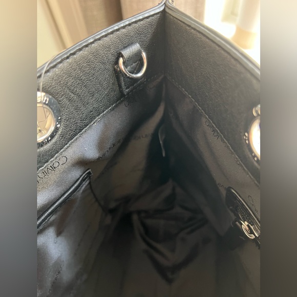 CALVIN KLEIN - purse color black leather with silver hardware. - Picture 7 of 15